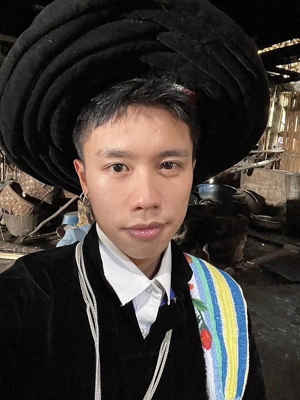 Đọ tài năng dàn diễn viên trẻ phim “Đi giữa trời rực rỡ“ Đọ tài năng dàn diễn viên trẻ phim “Đi giữa trời rực rỡ“