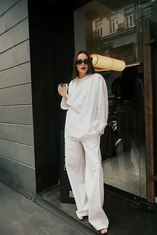 Hồ Ngọc Hà bận rộn vẫn sang chảnh, gu thời trang đẳng cấp Hồ Ngọc Hà bận rộn vẫn sang chảnh, gu thời trang đẳng cấp