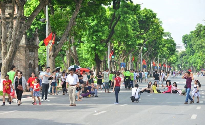 Tháng 8 vi vu đâu cho hợp ví tiền?