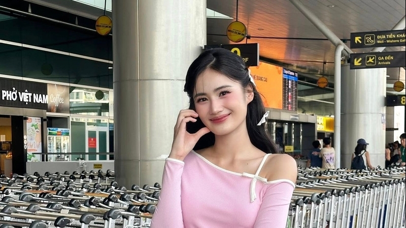 Ý Nhi rạng rỡ sang Úc du học, bạn trai Anh Kiệt gây chú ý khi liên tục vắng mặt