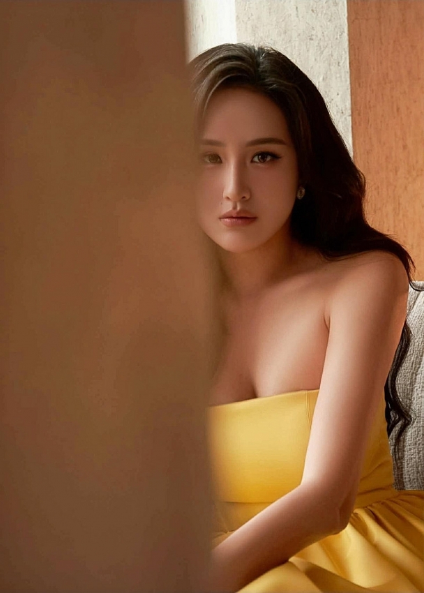 Loạt ảnh mừng sinh nhật tuổi U40 đẹp mê mẩn của Hoa hậu Mai Phương Thúy