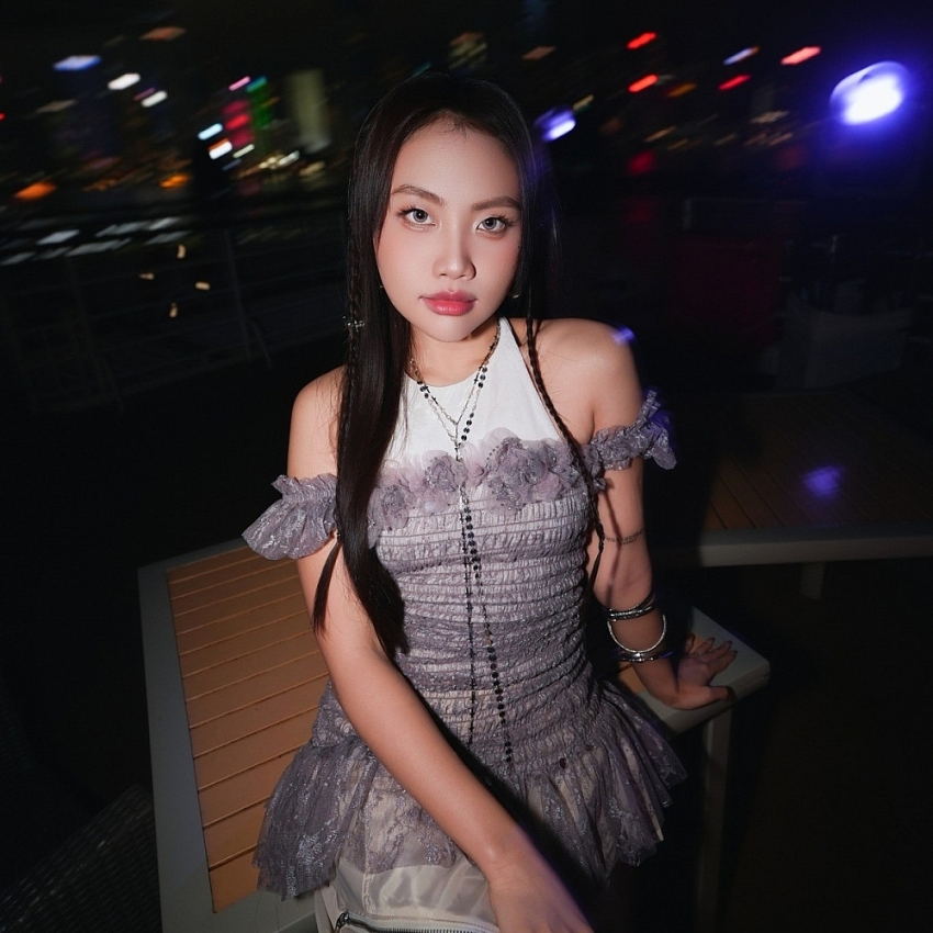 Phương Mỹ Chi thay đổi ngoạn mục, ngày càng xinh đẹp và thời thượng
