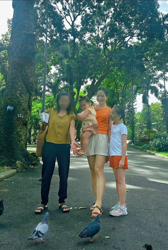 Lan Phương tận hưởng cuộc sống bình yên bên hai con sau ly thân