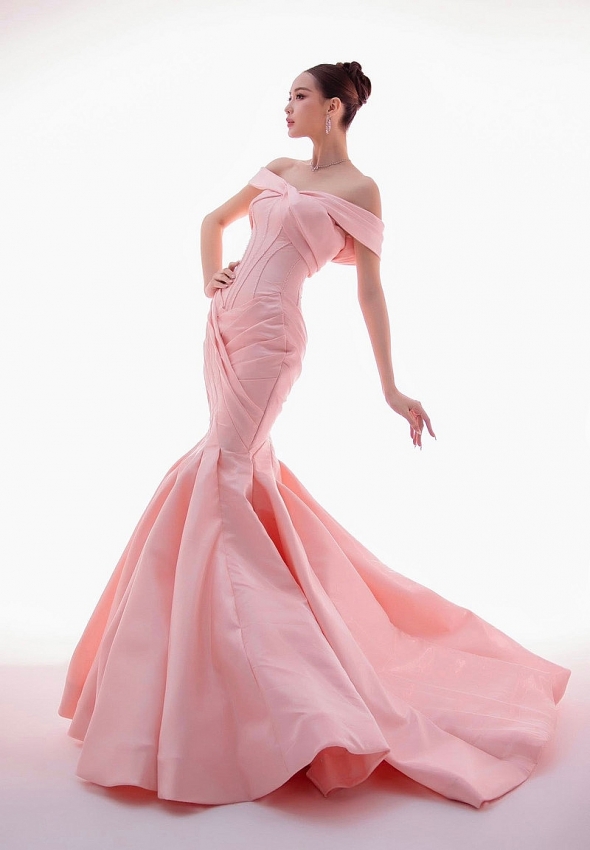 Bảo Ngọc chính thức chinh chiến Miss World, Ý Nhi phản ứng gây chú ý Bảo Ngọc chính thức chinh chiến Miss World, Ý Nhi phản ứng gây chú ý