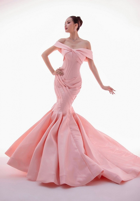Bảo Ngọc chính thức chinh chiến Miss World, Ý Nhi phản ứng gây chú ý Bảo Ngọc chính thức chinh chiến Miss World, Ý Nhi phản ứng gây chú ý