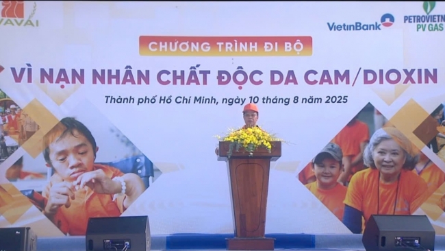 Gần 6.000 người tham gia đi bộ vì nạn nhân chất độc da cam tại TP.HCM