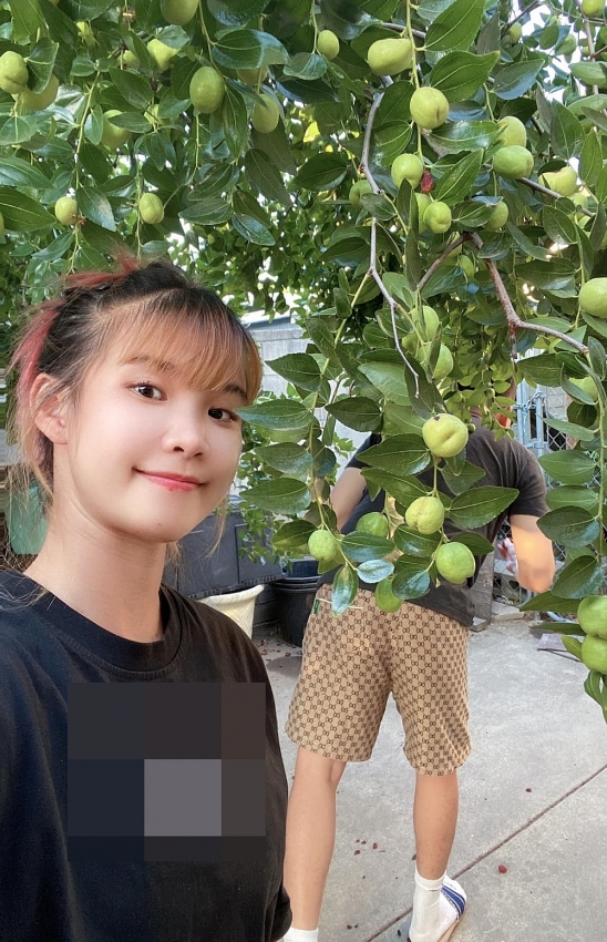 Nhan sắc gợi cảm của ca sĩ Khởi My