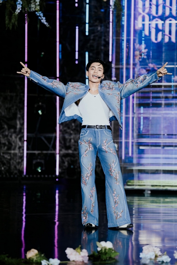 Nối gót Sơn Tùng M-TP vào showbiz, MONO giờ ra sao?