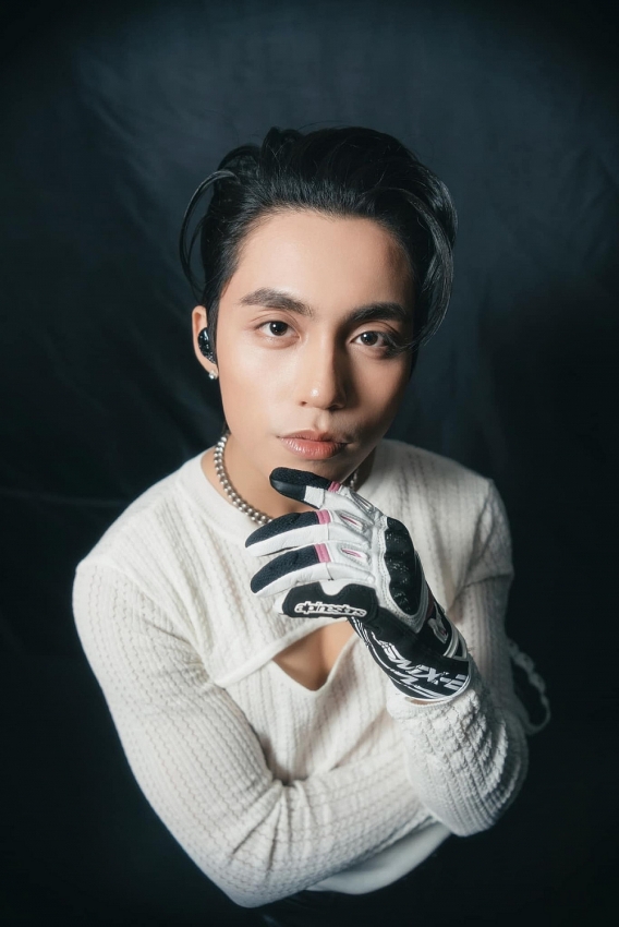 Nối gót Sơn Tùng M-TP vào showbiz, MONO giờ ra sao?