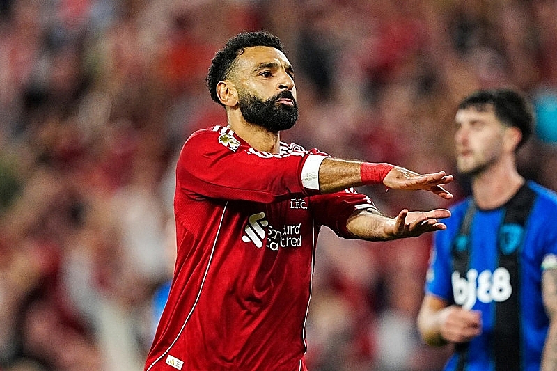 Liverpool tri ân tiền vệ xấu số Jota ở trận mở màn Ngoại hạng Anh
