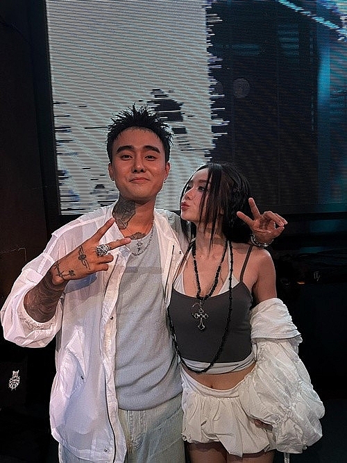 Rapper Đạt G - Bảo Ngọc dính như sam sau đám cưới