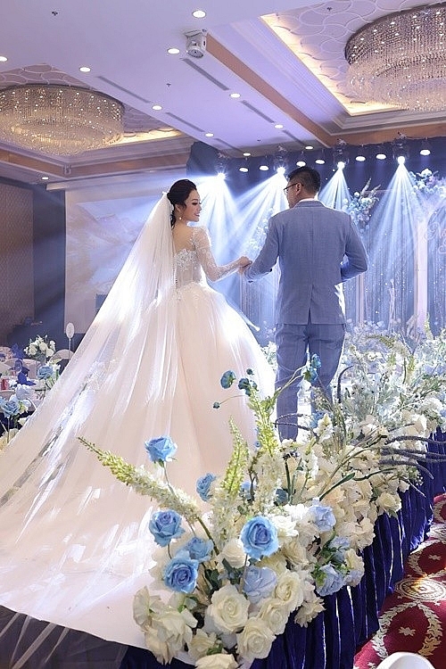 Ca sĩ Tân Nhàn khoe sắc vóc gợi cảm đón tuổi mới Ca sĩ Tân Nhàn khoe sắc vóc gợi cảm đón tuổi mới