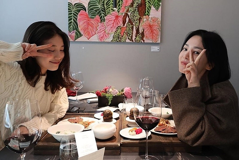 Mối quan hệ giữa Song Hye Kyo và Suzy gây chú ý Mối quan hệ giữa Song Hye Kyo và Suzy gây chú ý