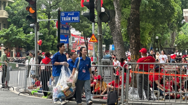 Viết tiếp tình yêu Tổ quốc bằng hành động văn minh