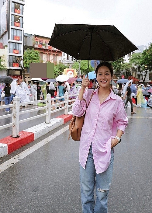 Sao Việt háo hức xem buổi tổng hợp luyện diễu binh