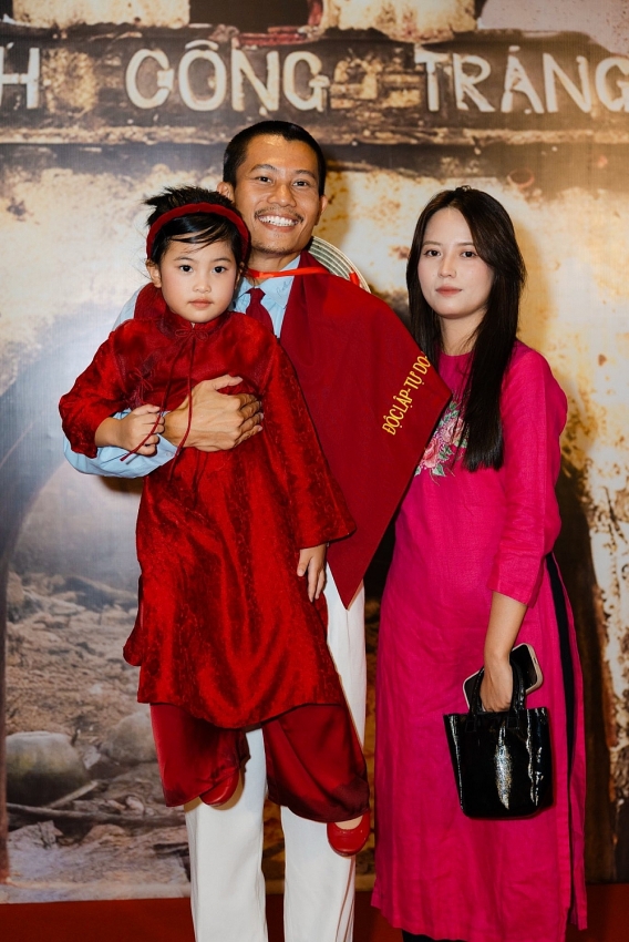 Phương Nam đóng nông dân Tạ trong 