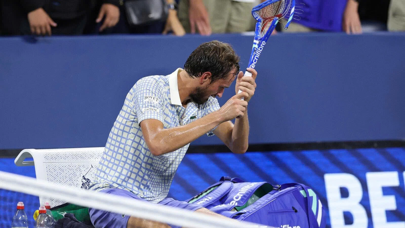 US Open: Đương kim vô địch Sinner thể hiện sức mạnh