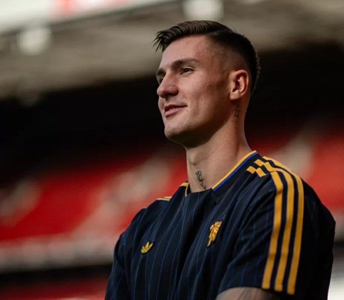 Thống kê tệ hại của tân binh "bom tấn" Man Utd Benjamin Sesko