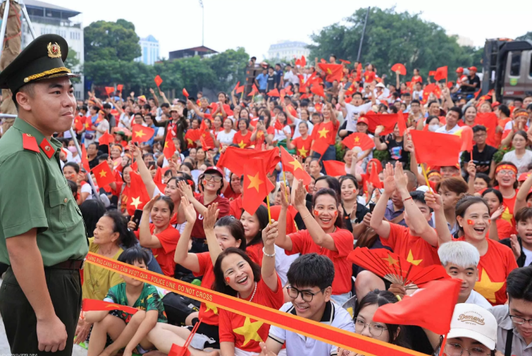 Chiến dịch "Tự hào Việt Nam – Nhuộm đỏ không gian mạng" chào mừng 80 năm Quốc khánh