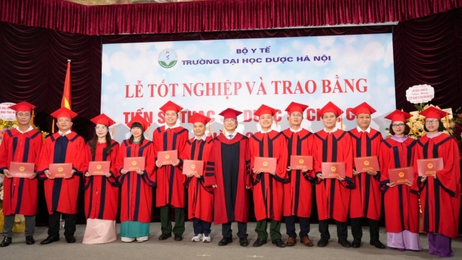 Trường Đại học Dược Hà Nội phấn đấu trở thành Đại học đổi mới sáng tạo