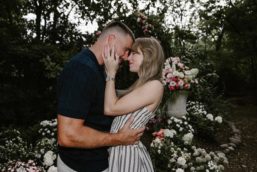 Tình duyên của nữ nghệ sĩ giàu nhất thế giới Taylor Swift