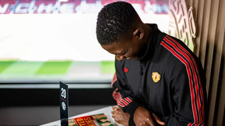 Kobbie Mainoo đề nghị được rời Man Utd