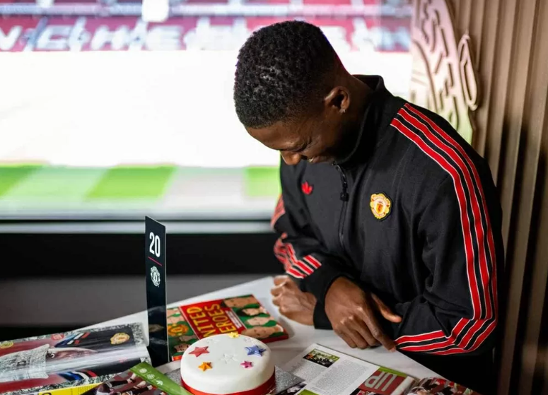 Kobbie Mainoo đề nghị được rời Man Utd
