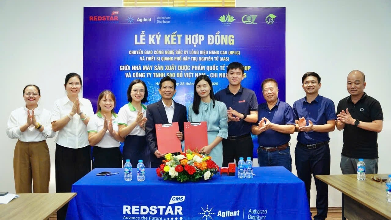 TTB Group và Sao Đỏ Việt Nam ký kết chuyển giao công nghệ kiểm nghiệm dược phẩm