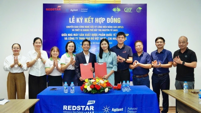 TTB Group và Sao Đỏ Việt Nam ký kết chuyển giao công nghệ kiểm nghiệm dược phẩm