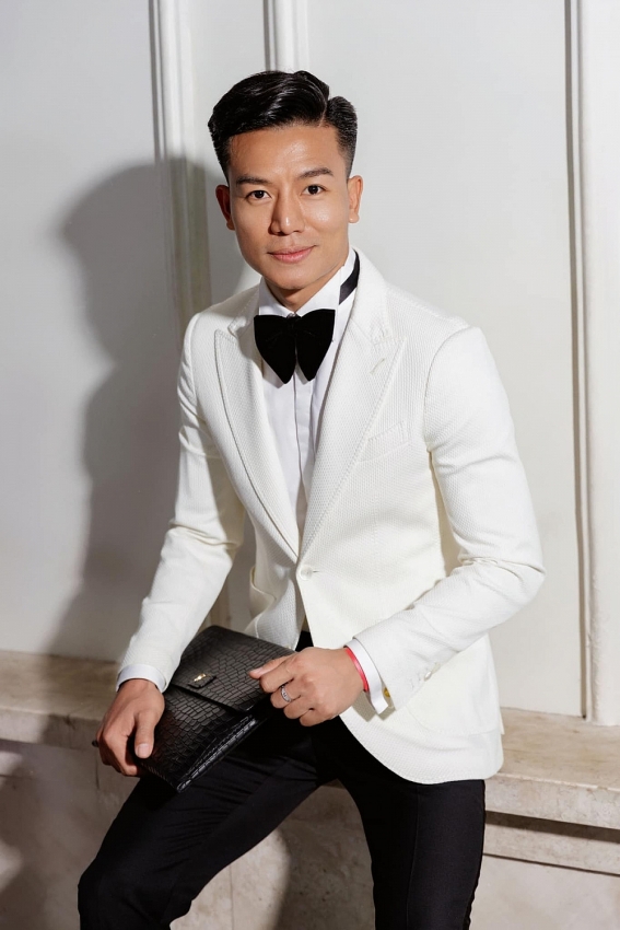 Hiếu Nguyễn 