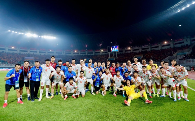 Tuyển Việt Nam thắng giòn giã Indonesia 3-0: Cú hích từ chiếc lò xo Xuân Son