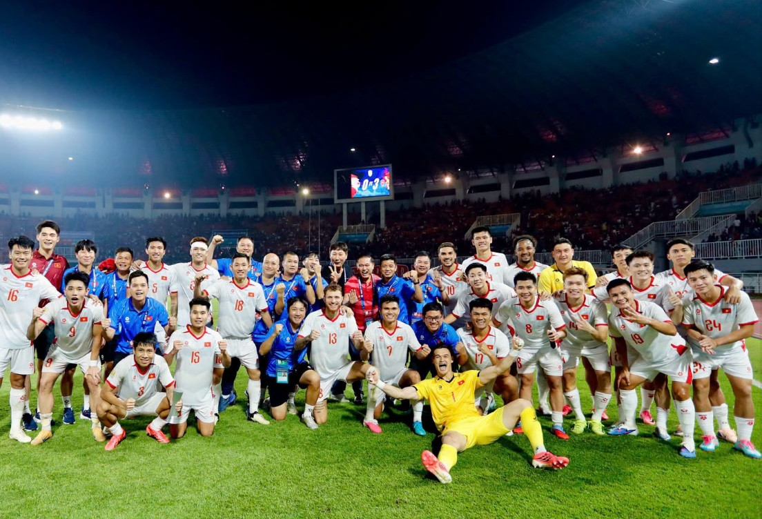 Đè bẹp Indonesia 3-0, tuyển Việt Nam rộng cửa bảo vệ ngôi vương ASEAN Cup tại Mỹ Đình