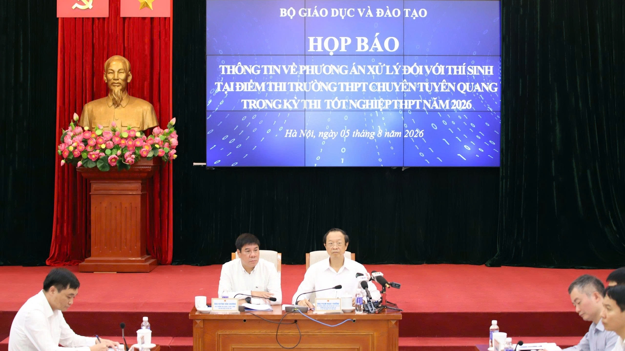 Tổ chức thi lại tất cả các môn tại Điểm thi Trường THPT Chuyên Tuyên Quang vào ngày 14-15/8