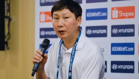 HLV Kim Sang-sik quyết thắng Campuchia