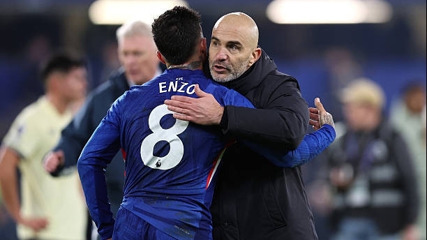 Man City nhắm Enzo Fernandez thay thế Rodri với thương vụ bom tấn 120 triệu bảng