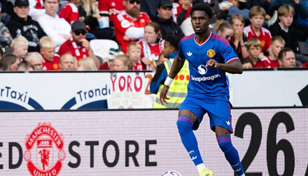 Manchester United từ chối bán đứt hậu vệ Jaydan Kamason cho Southampton ở kỳ chuyển nhượng
