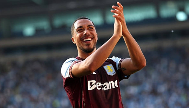 AAston Villa đối mặt bài toán hàng tiền vệ ở Champions League sau khi mất Youri Tielemans AAston Villa đối mặt bài toán hàng tiền vệ ở Champions League sau khi mất Youri Tielemans