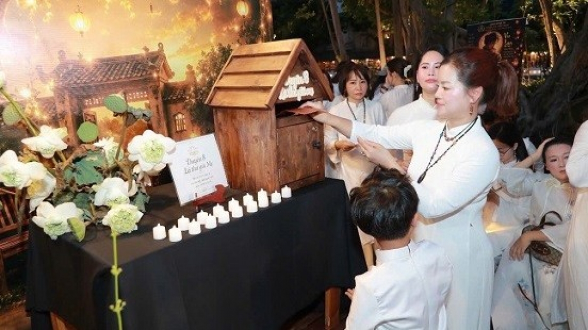 Ca sĩ Hiền Anh khởi xướng hành trình ‘Lá thư gửi thanh xuân của mẹ’, lan tỏa tinh thần hiếu đạo mùa Vu Lan