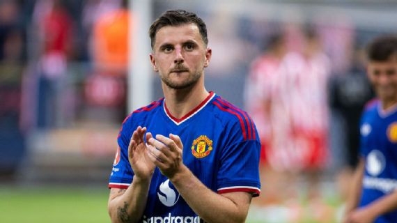 Mason Mount tái phát chấn thương, nguy cơ vắng mặt ở trận Manchester United đấu Leeds United