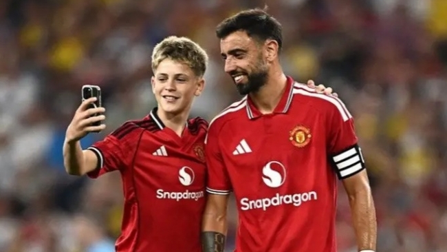 Bruno Fernandes và quyết định tương lai tại Manchester United trước điều khoản 57 triệu bảng
