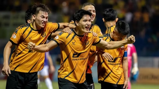 CLB Đông Á Thanh Hóa được FIFA gỡ án cấm chuyển nhượng