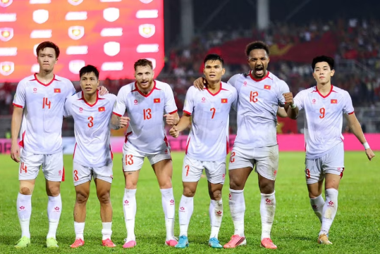 Tuyển Việt Nam nhận thưởng lớn sau trận thắng Malaysia