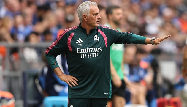 Real Madrid thời Jose Mourinho: Dấu ấn chiến thuật mới và bài toán quản lý các siêu sao