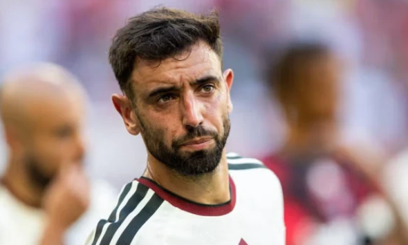 Man Utd đàm phán gia hạn hợp đồng giữ chân thủ quân Bruno Fernandes trước tin đồn chuyển nhượng