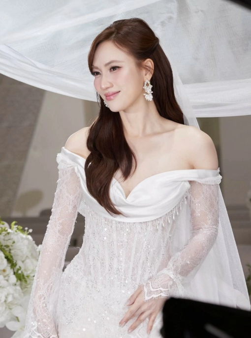 Nhan sắc ngọt ngào của diễn viên Phương Anh Đào