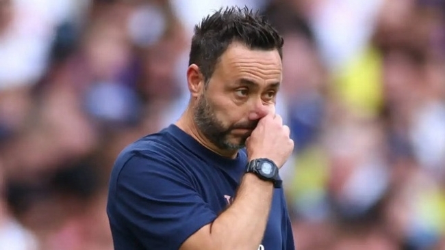 HLV Roberto De Zerbi gửi lời xin lỗi cổ động viên Tottenham sau trận thua đậm Brentford