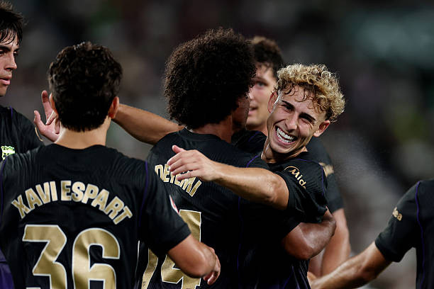 Barcelona thắng hủy diệt Elche 5-0: Raphinha và Fermin Lopez cùng nhau lập cú đúp rực sáng