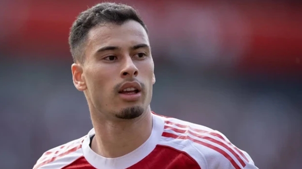 Arsenal nhận cảnh báo đắt giá về nguy cơ gây phẫn nộ nếu bán đứt Gabriel Martinelli