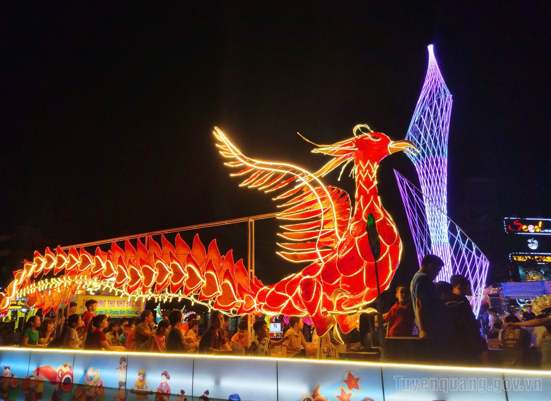 Lễ hội Trung thu tỉnh Tuyên Quang: Từ sức sáng tạo cộng đồng đến thương hiệu du lịch bền vững