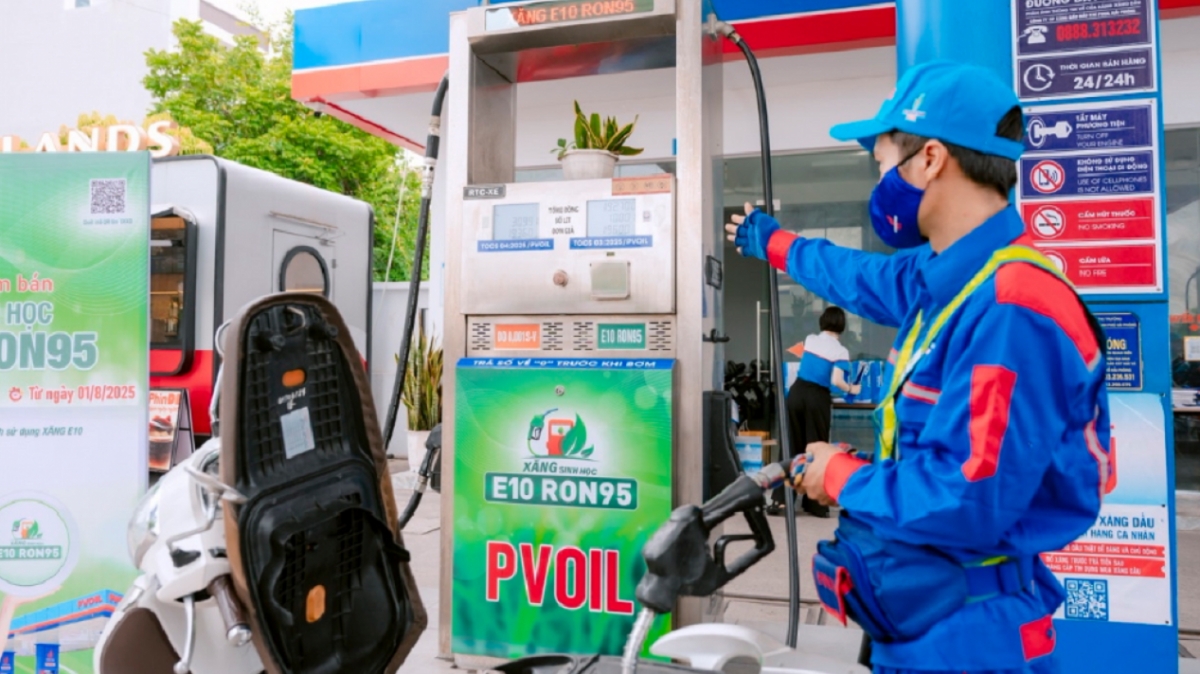 Không để gián đoạn nguồn cung xăng dầu dịp Quốc khánh 2/9